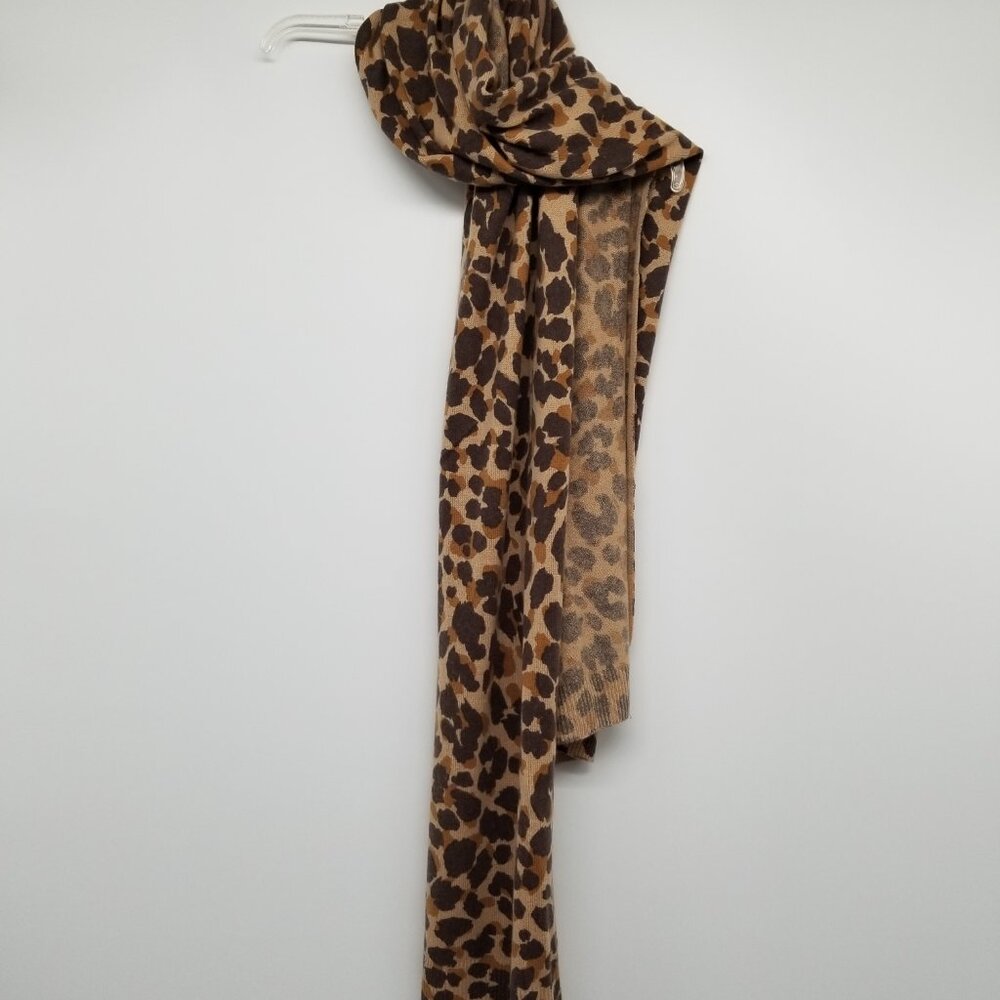 NWOT Cozy Cashmere Leopard Print Shawl / Muffler / Scarf / Wrap - Ann Taylor - Picture 5 of 6